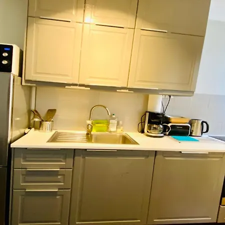 Charming Near The Eiffel Tower