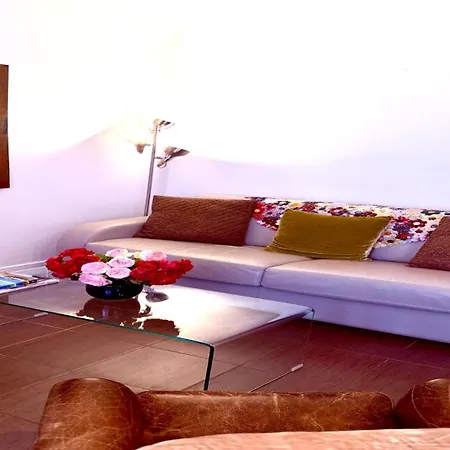 Charming Near The Eiffel Tower * Parijs